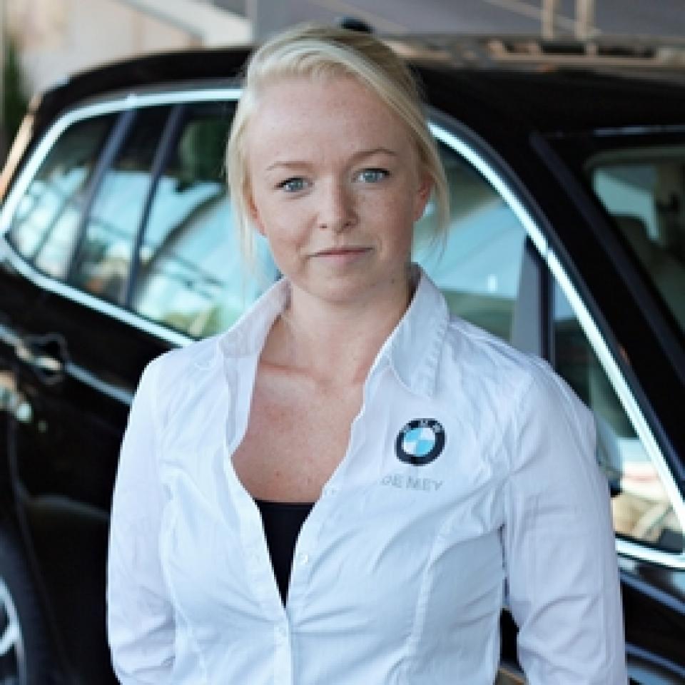 Tina De Coster