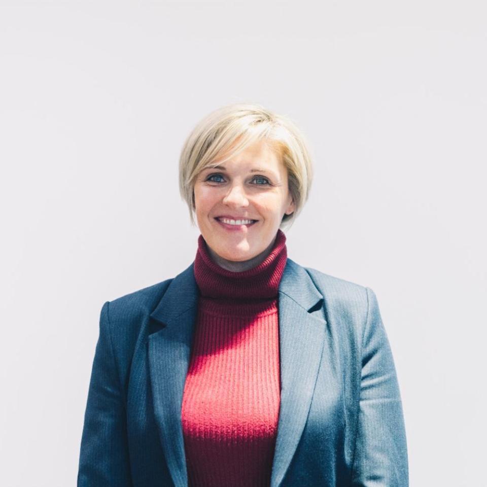 Ineke Vanhauwenhuyse - BMW De Mey